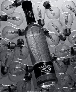 Botella Tequila Maestro Diamante con bombillas