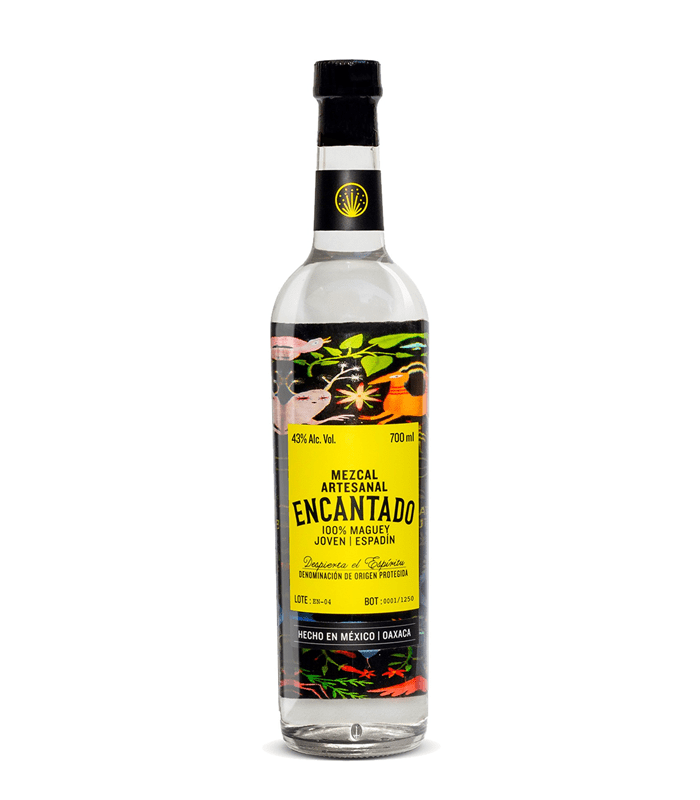 Botella Mezcal Artesanal Encantado