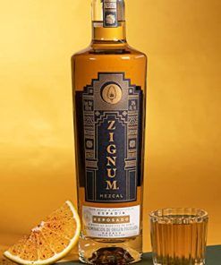 Mezcal Zignum Reposado con vaso de chupito