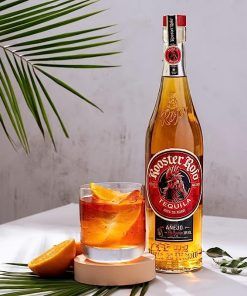Coctel con Tequila Rooster Rojo Añejo
